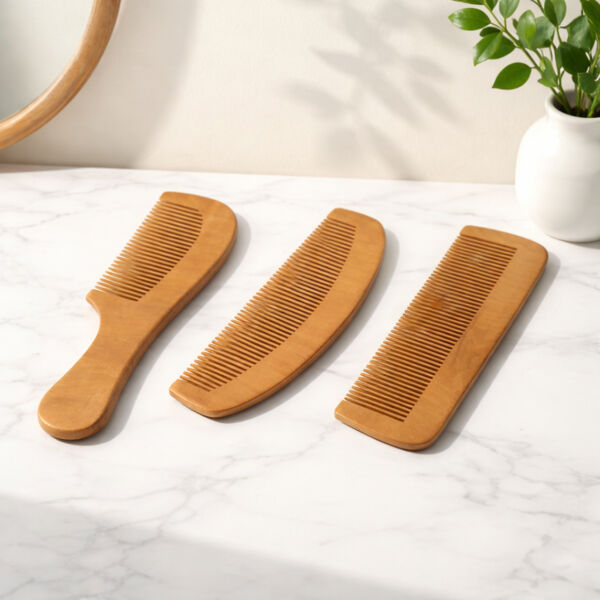 WOODEN COMB Thumbnail